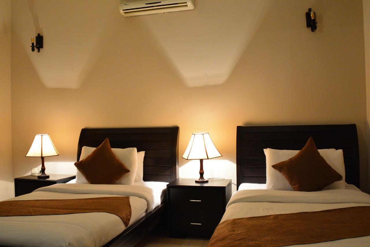 Lilium Hotel Safut Экстерьер фото