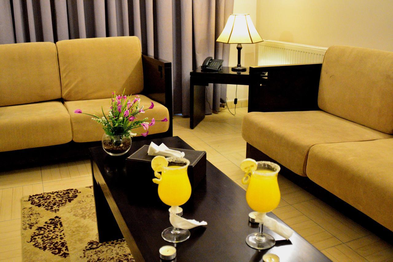 Lilium Hotel Safut Экстерьер фото